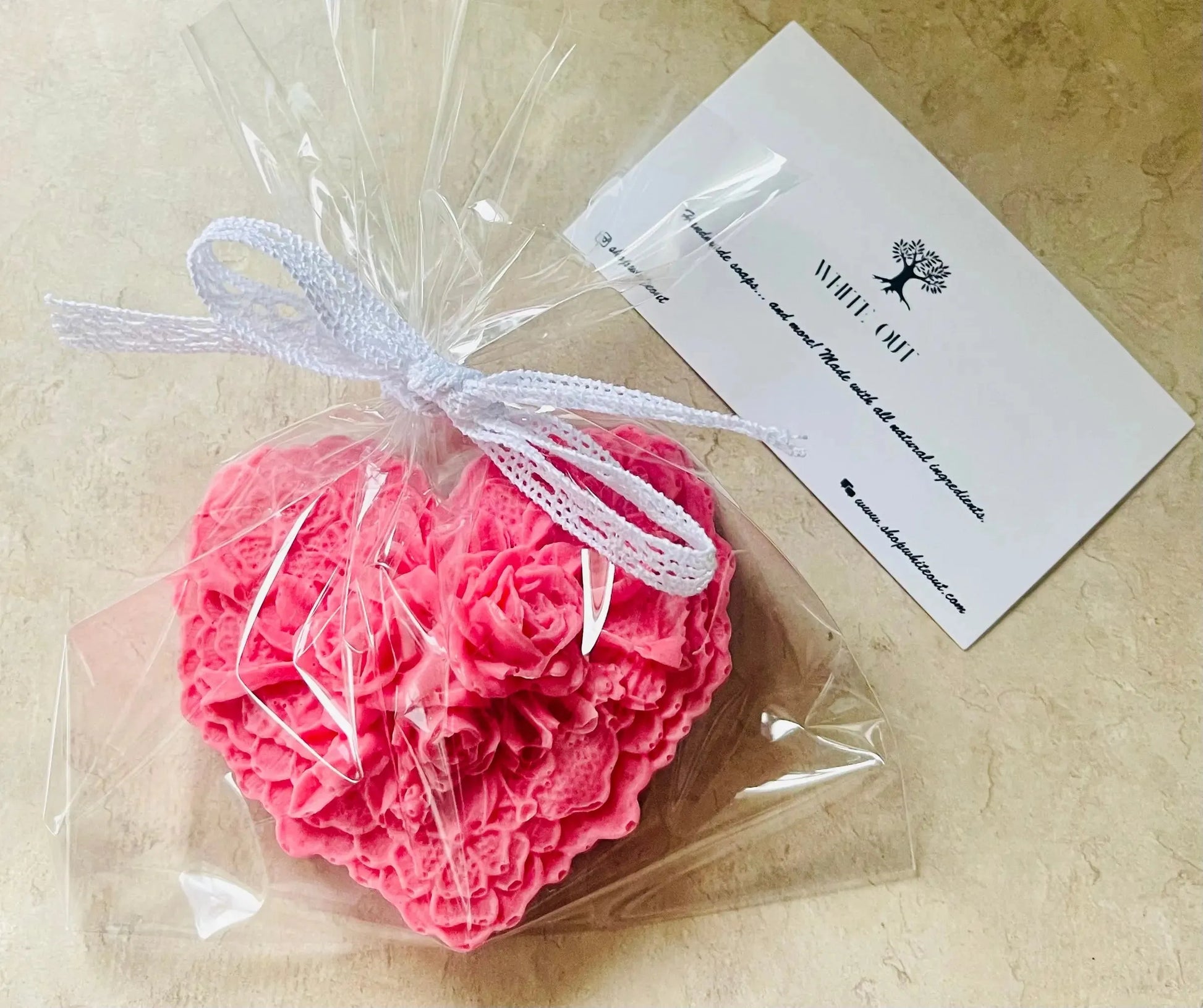 Senteurs de France Petite Lily of the Valley Heart Soap, image size:1946x1631