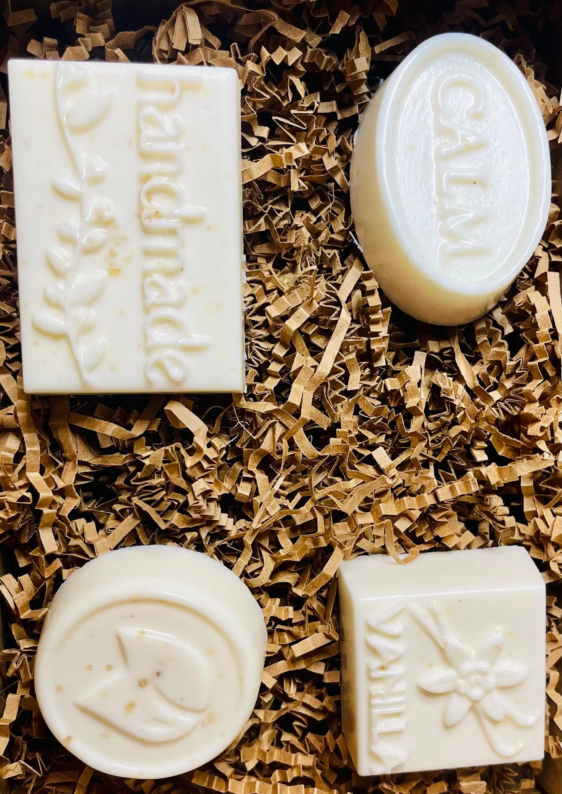 4-Piece Handmade Organic Soap| Exfoliating & Moisturizing Bundle White Out